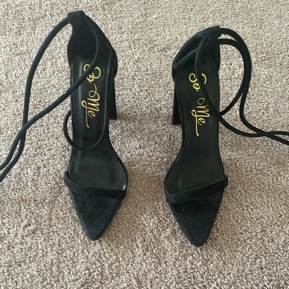 Black F21 heels
